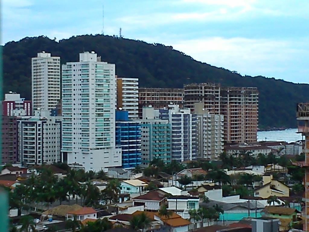 Apartamento No Canto Do Forte, Wi-Fi, Estacionamento Gratuito E Churrasqueira Praia Grande  Exterior photo